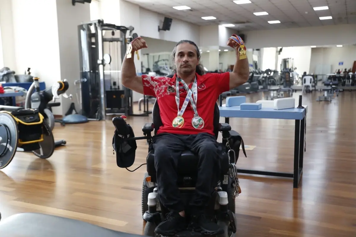 bagcilarli sporcular bilek guresi sampiyonasinda basari elde etti bnLL5y5C