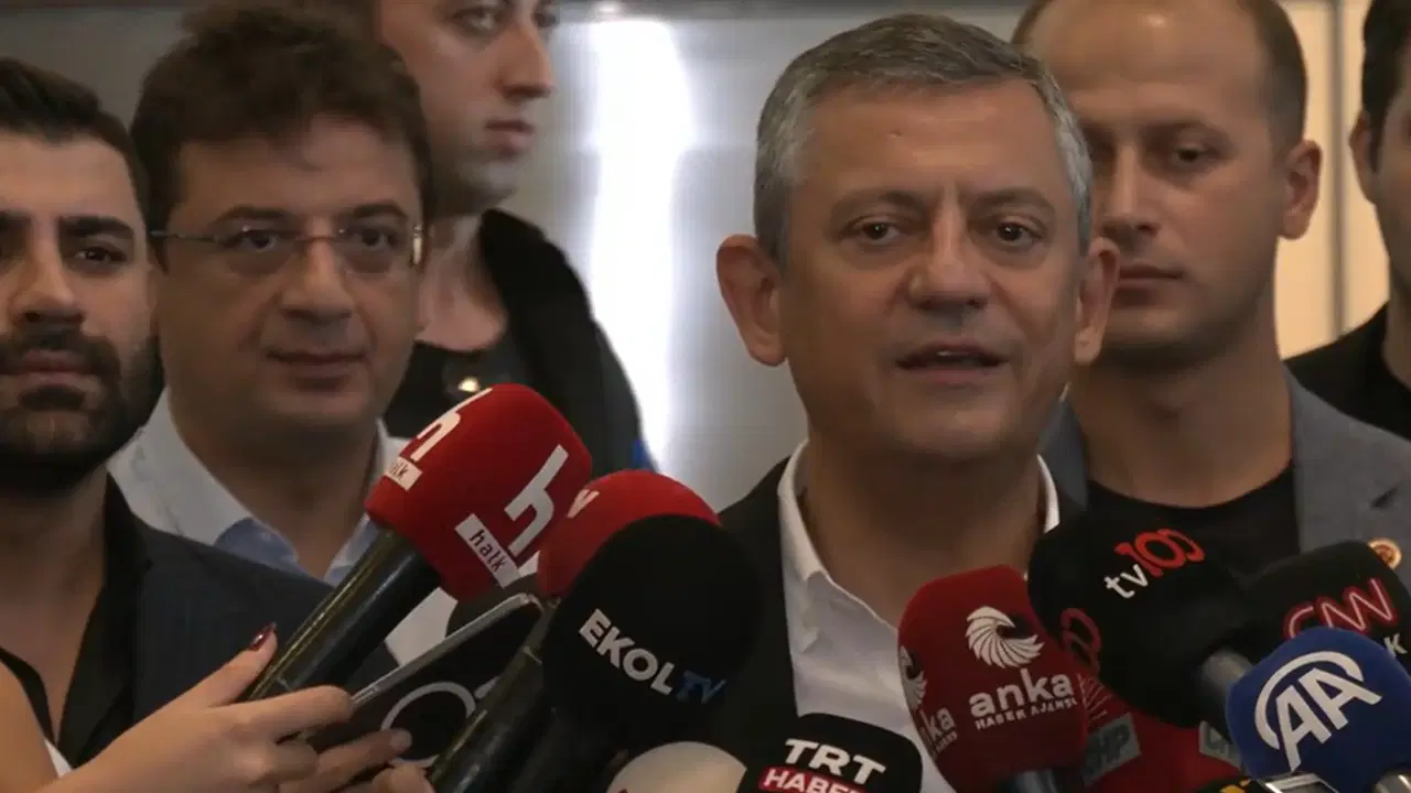 Özgür Özel’den ’15 Eylül’ açıklaması: ‘Genel başkanlığa kayyum atanırsa 6 gün durur’