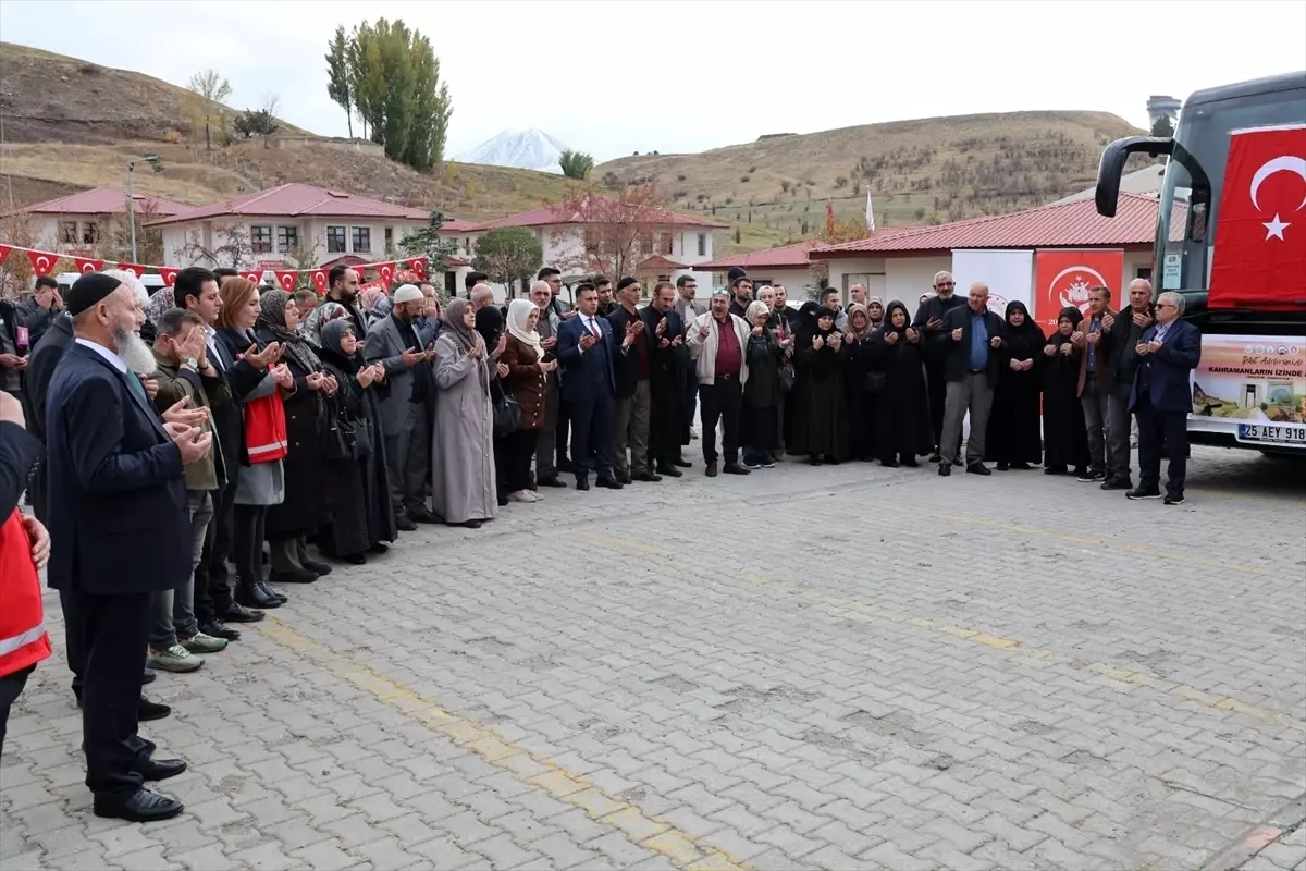 erzurumda 36 sehit yakini canakkaleye ugurlandi BKhbaZ2t.jpg