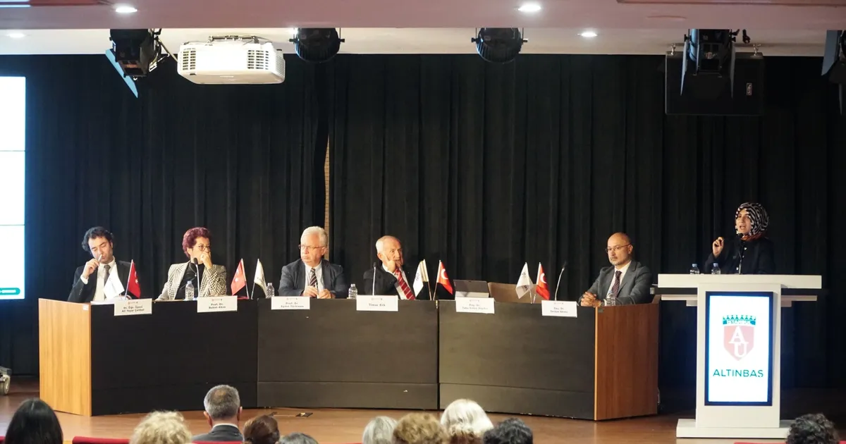 organ bagisina 360 derece bakis panelinde uzmanlardan farkindalik cagrisi CYVGZFCK.webp